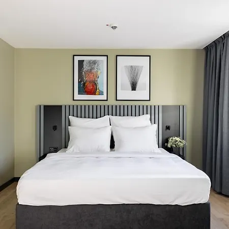 Numa Aparthotel