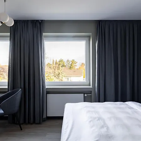 Numa Aparthotel 4*