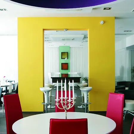 Numa Ξενοδοχείο με διαμερίσματα 4*